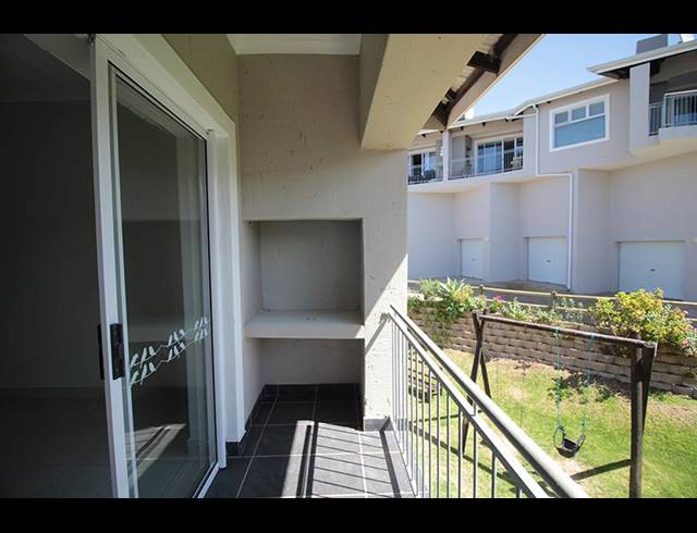 2 BEDROOM APARTMENT FOR SALE IN ISLAND VIEW